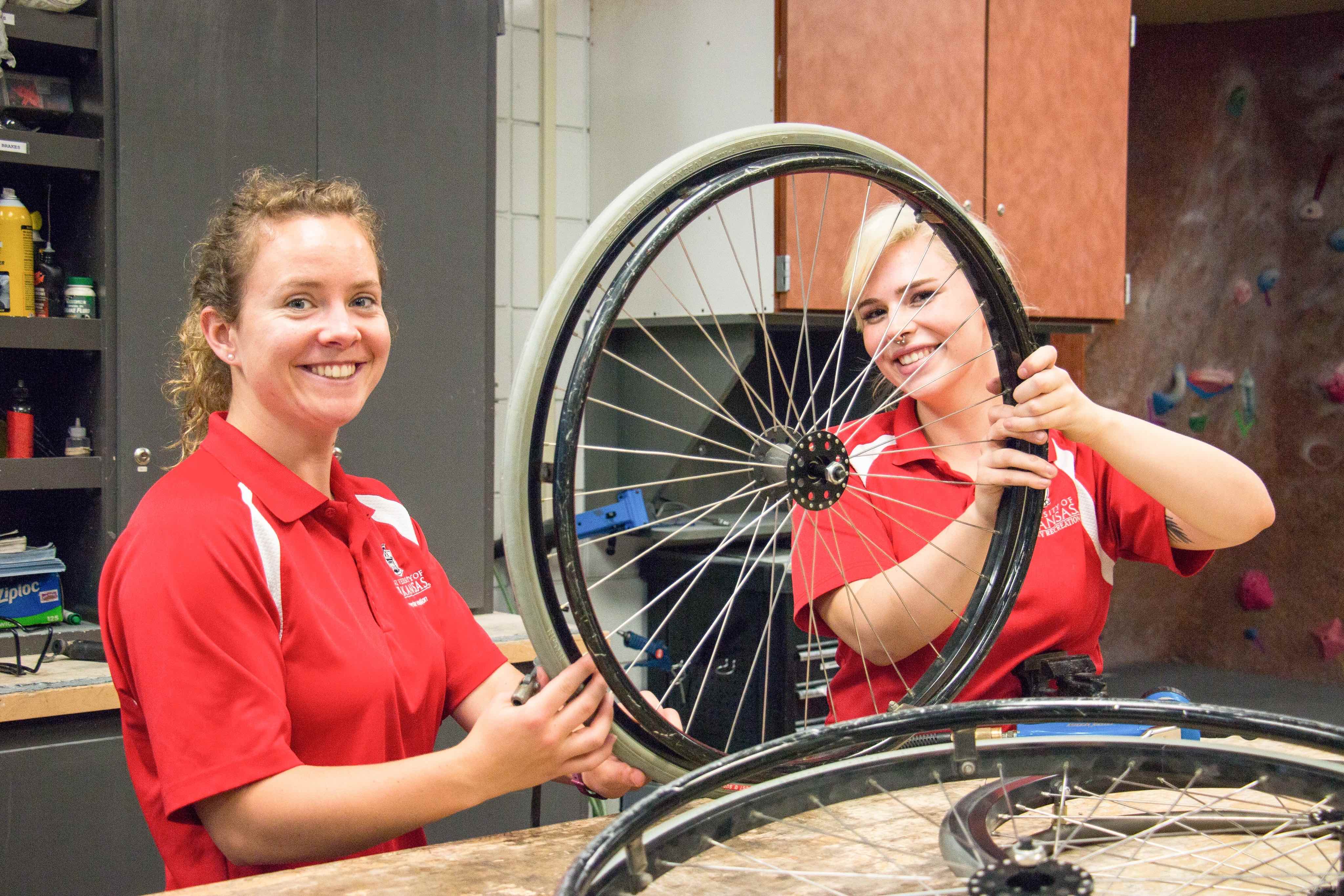 spoke and wheel bike shop